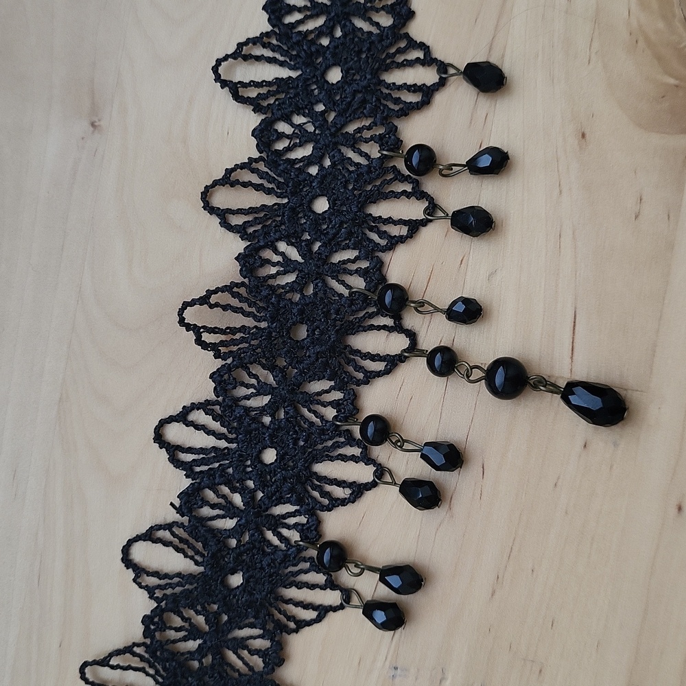 Spooky Black Lace Choker